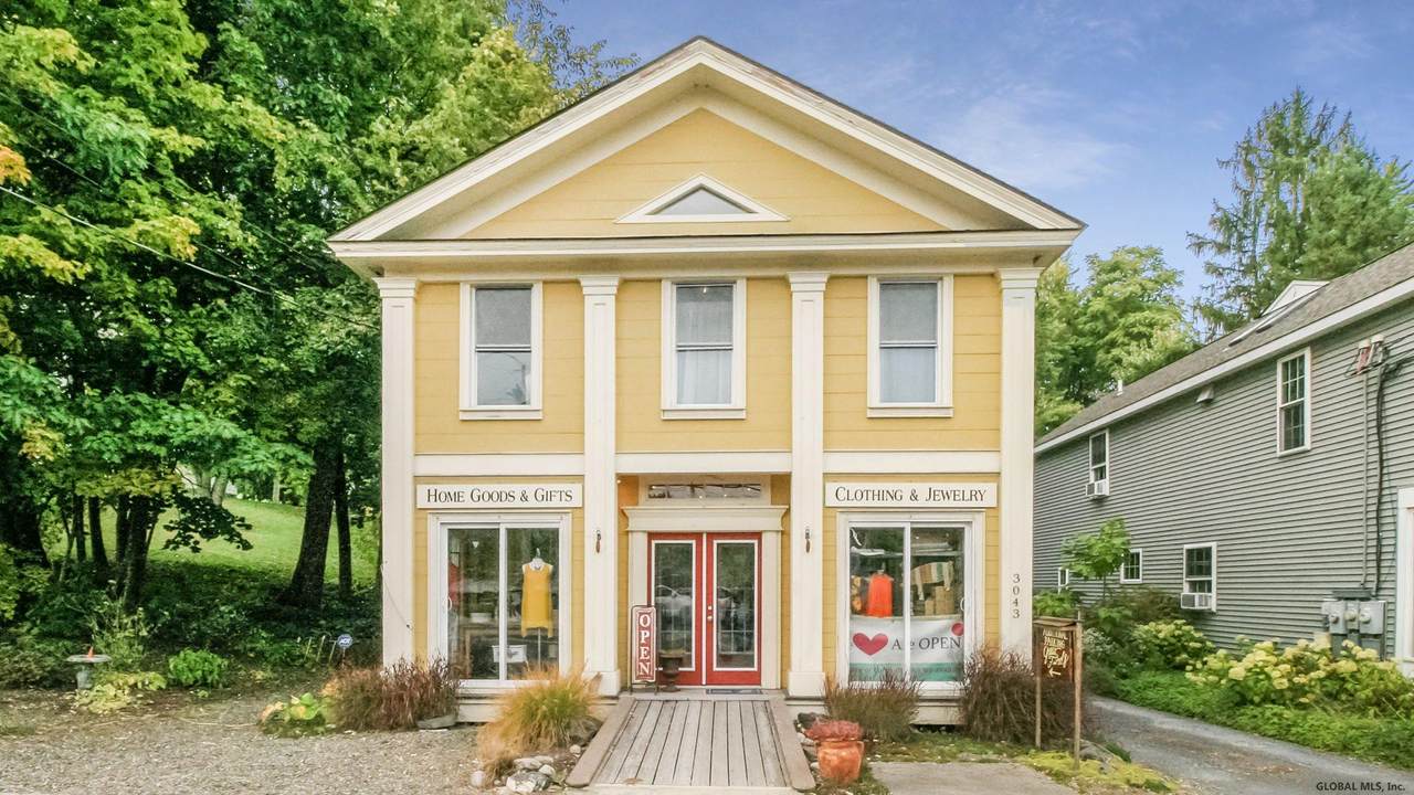 3043 Main St - Photo 1