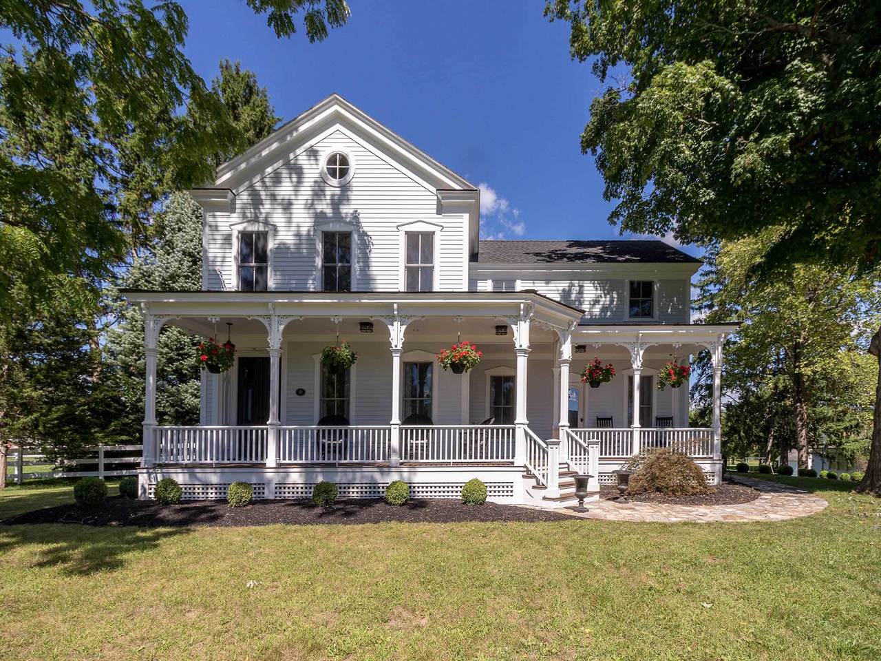283 Riverview Rd - Photo 1