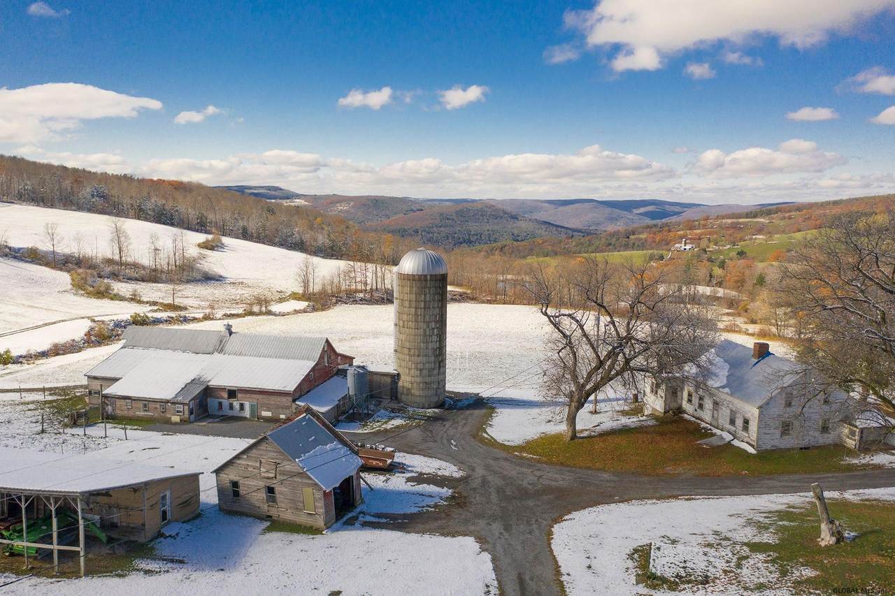 585 East Hill Rd - Photo 1