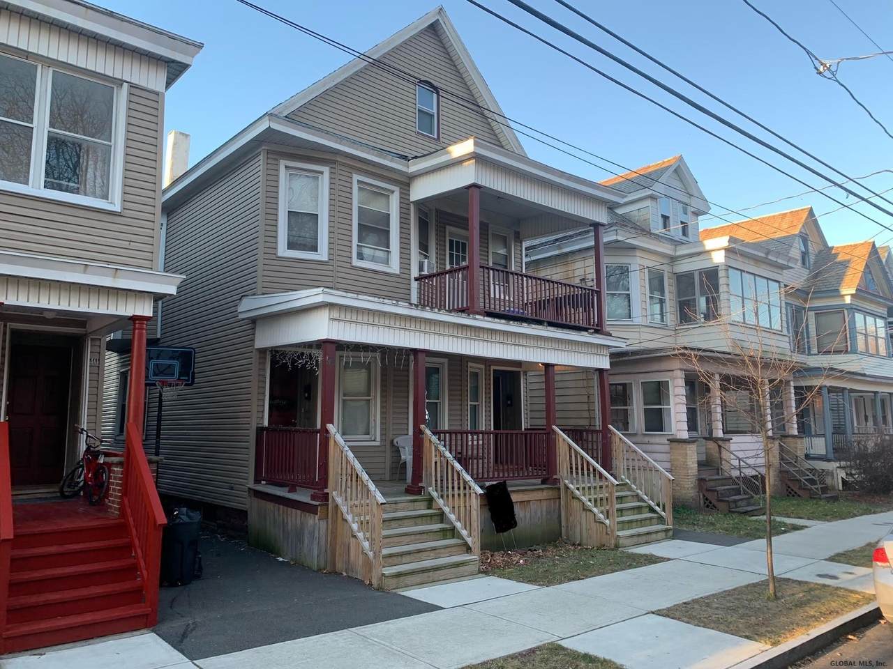 42 Morris St - Photo 1