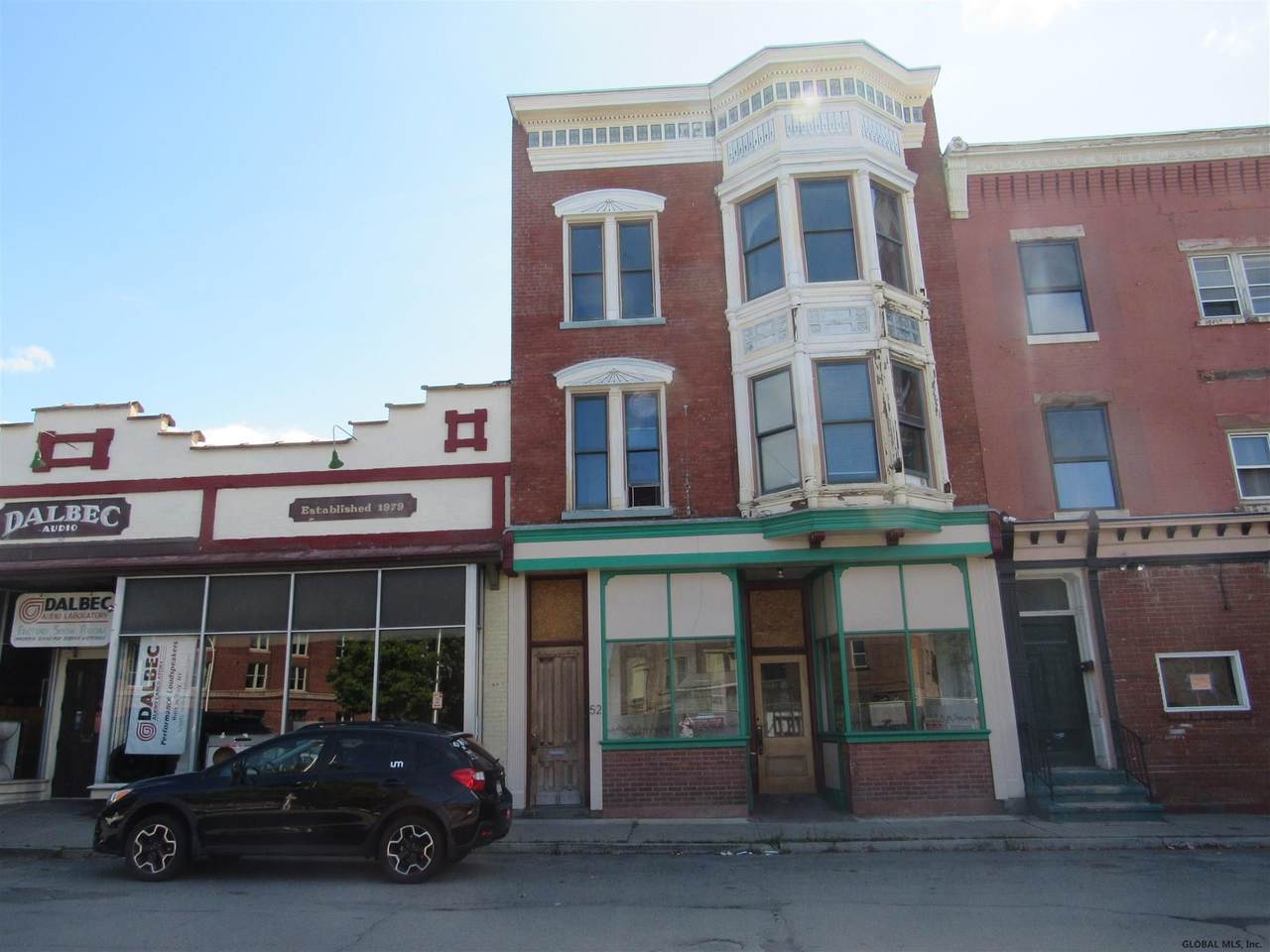52 King St - Photo 1