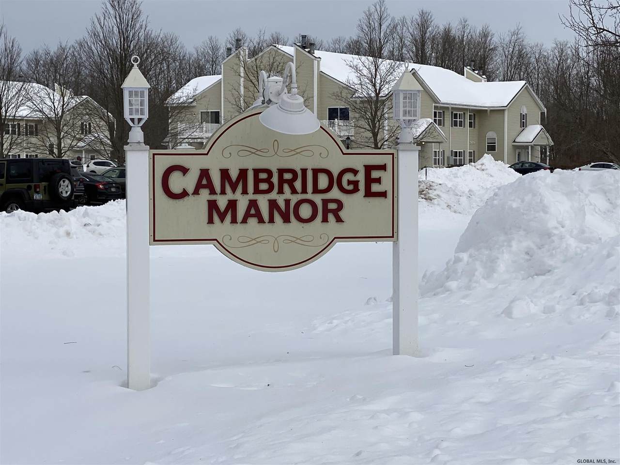 1201 Cambridge Manor Dr - Photo 1