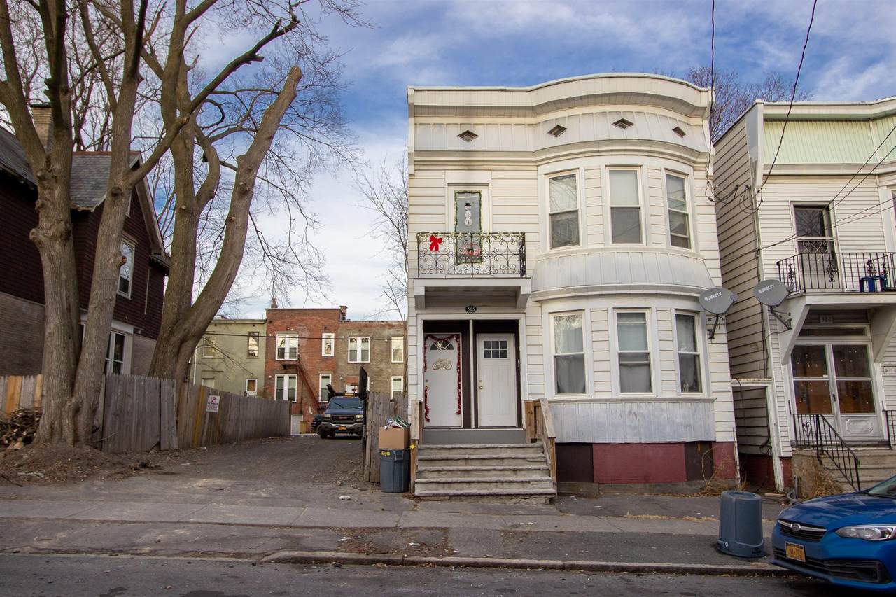 385 Orange St - Photo 1