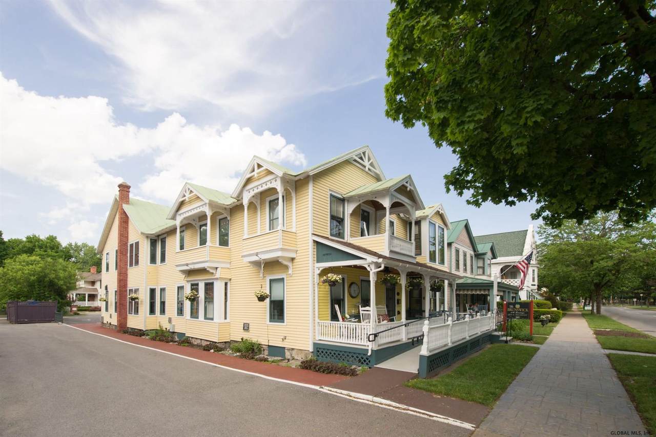 143 Union Av - Photo 1