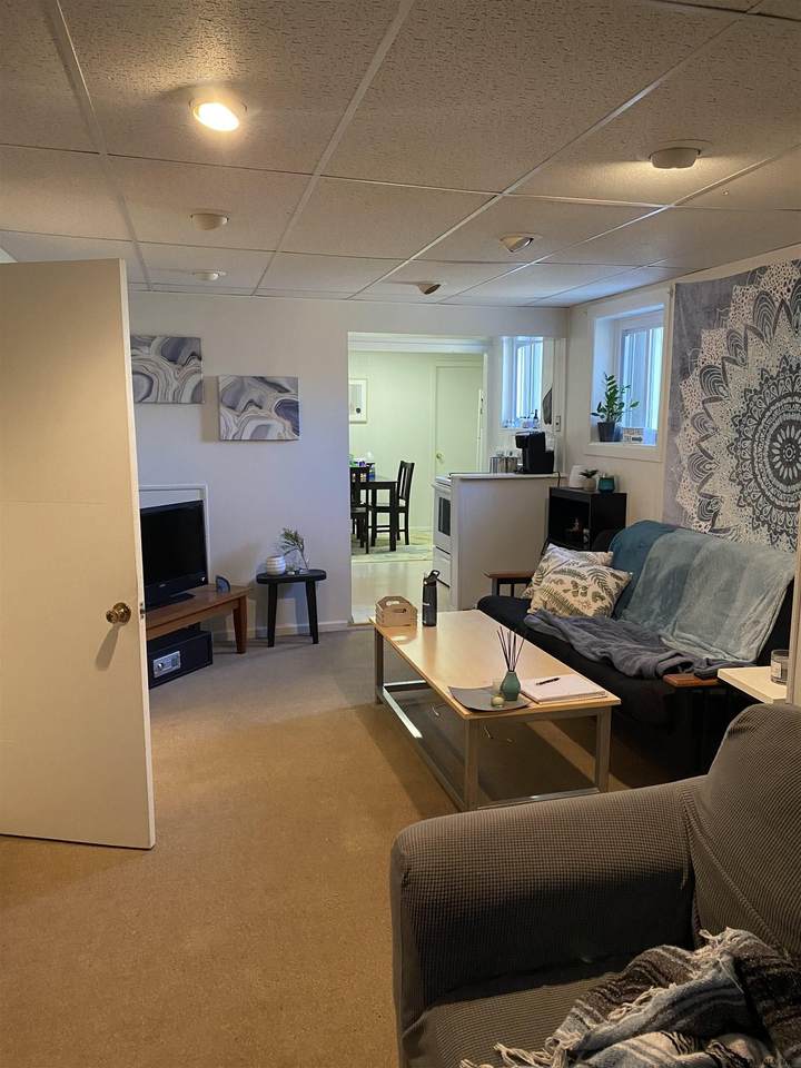 524 Maple Av - Photo 1