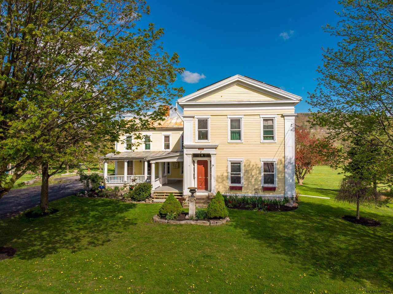 431 Main St - Photo 1