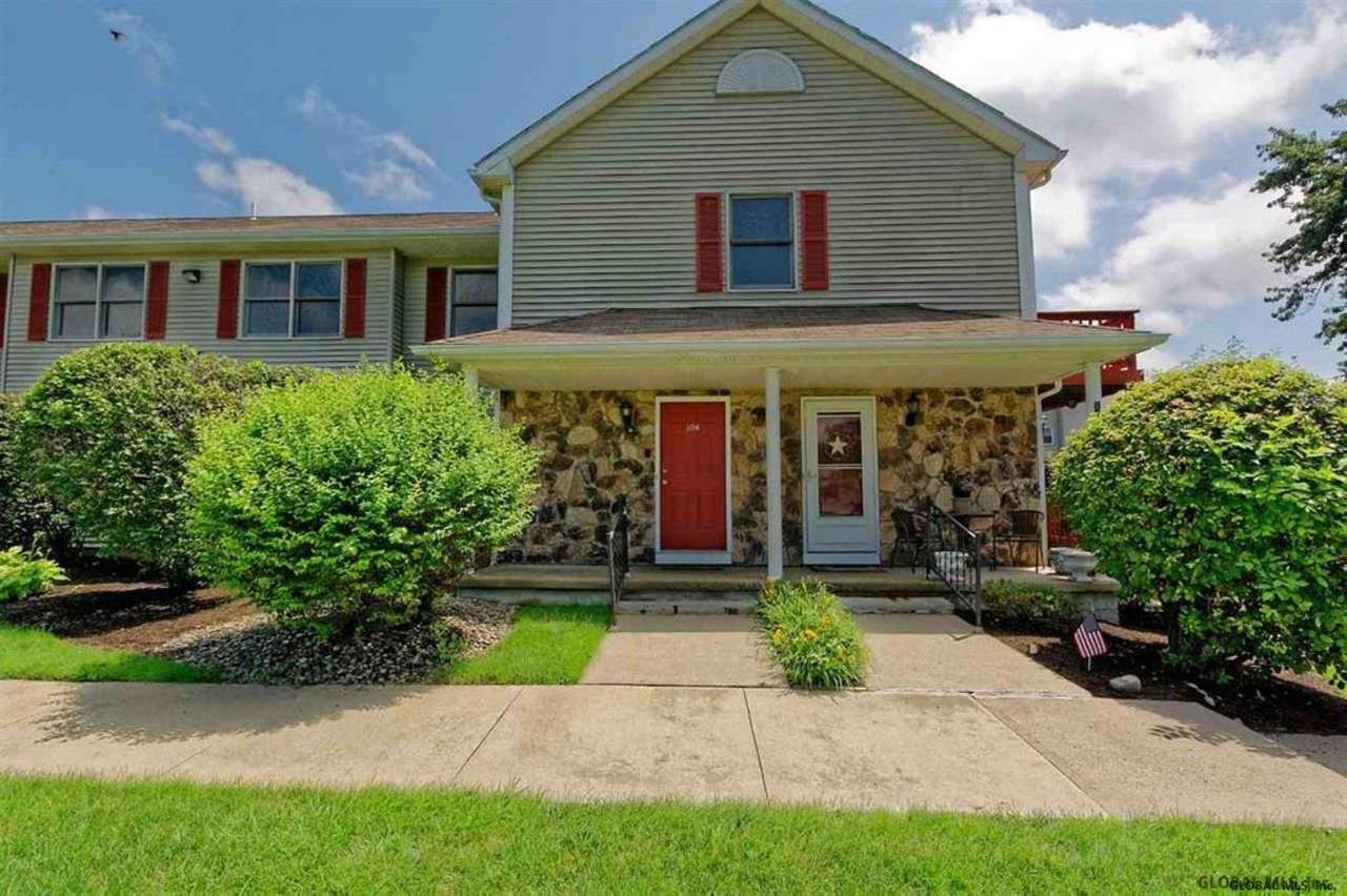 1200 Hillside Av - Photo 1