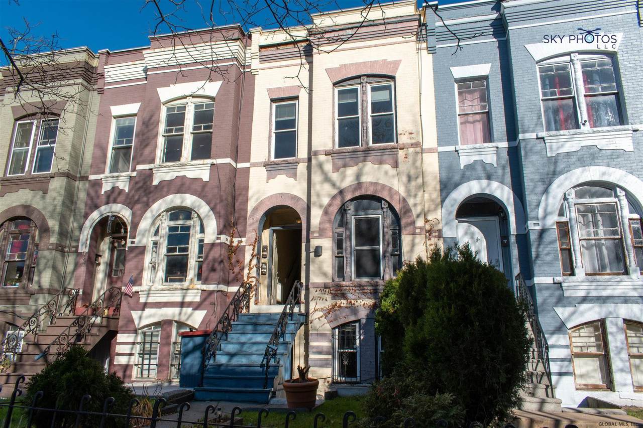 359 Madison Av - Photo 1