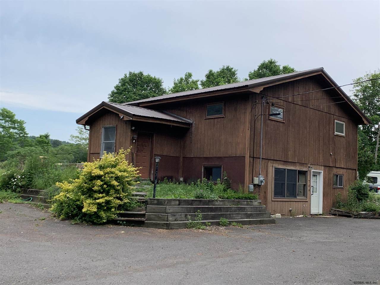 704 Us Rt 20 - Photo 1