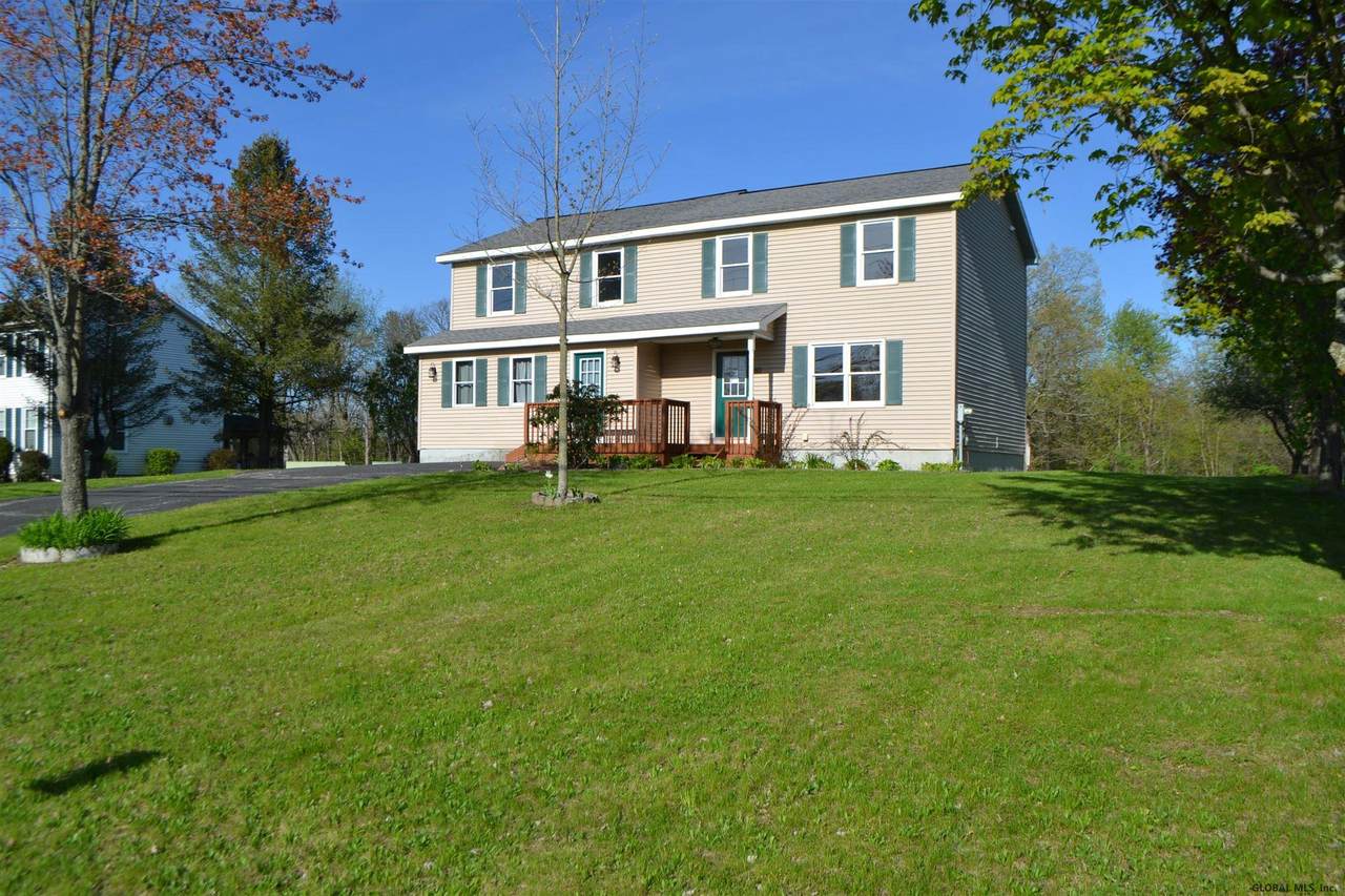 60 Colonial Road - Photo 1