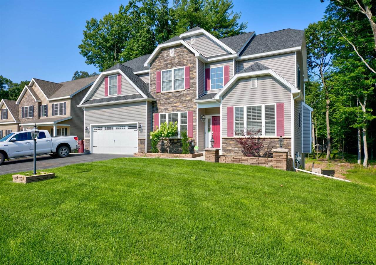 49 Heritage Pointe Dr - Photo 1