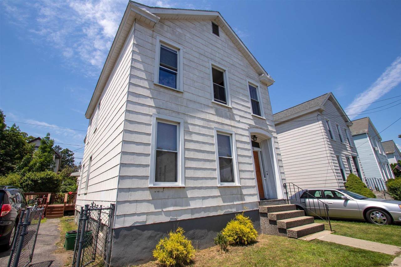 588 6TH AV - Photo 1
