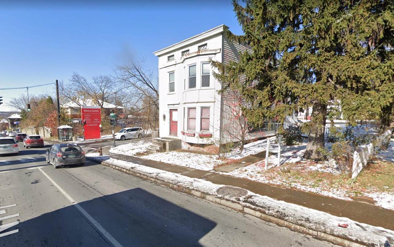 151 Hoosick St - Photo 1