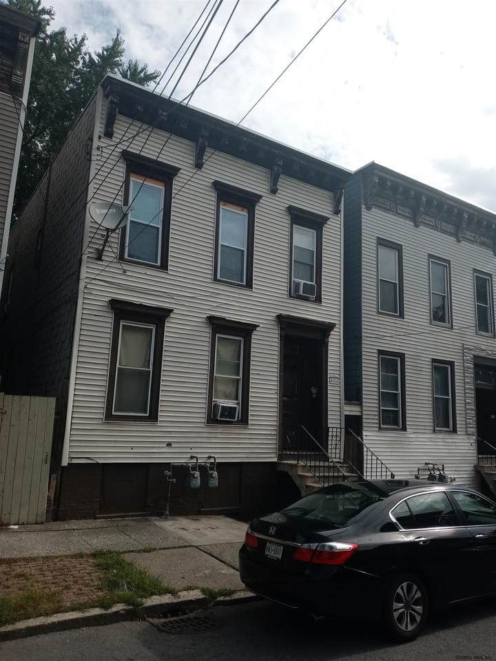323 1ST ST - Photo 1