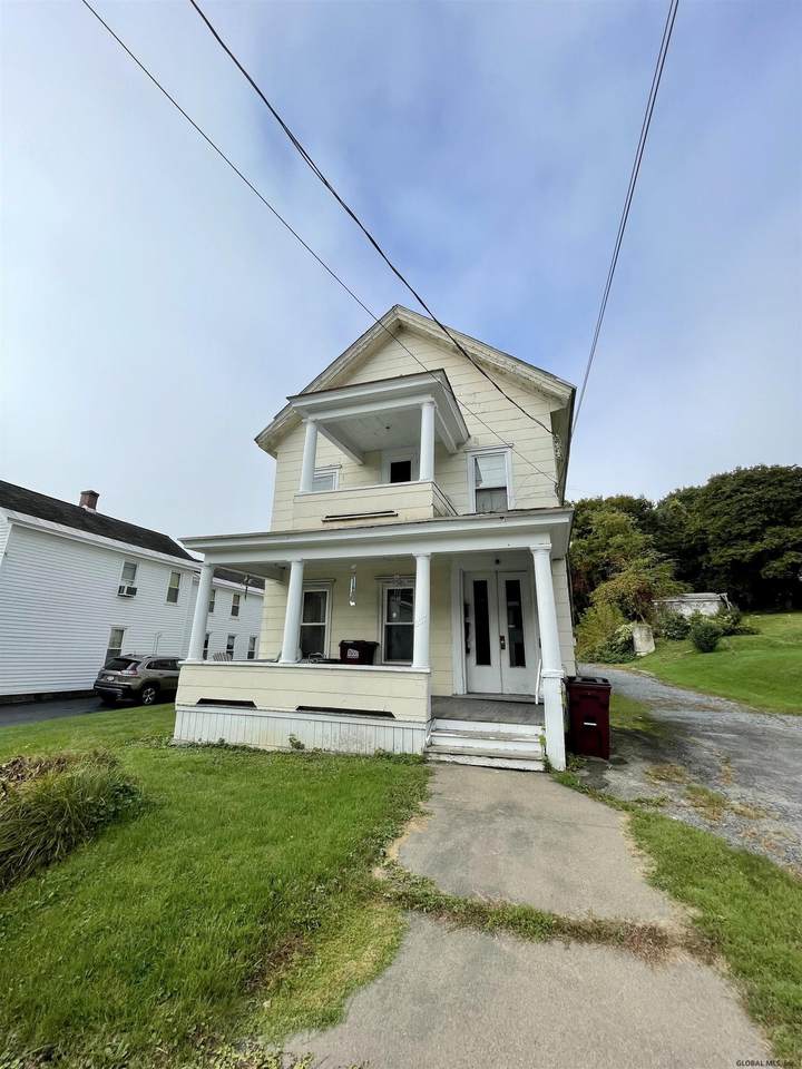 257 Bleecker St - Photo 1