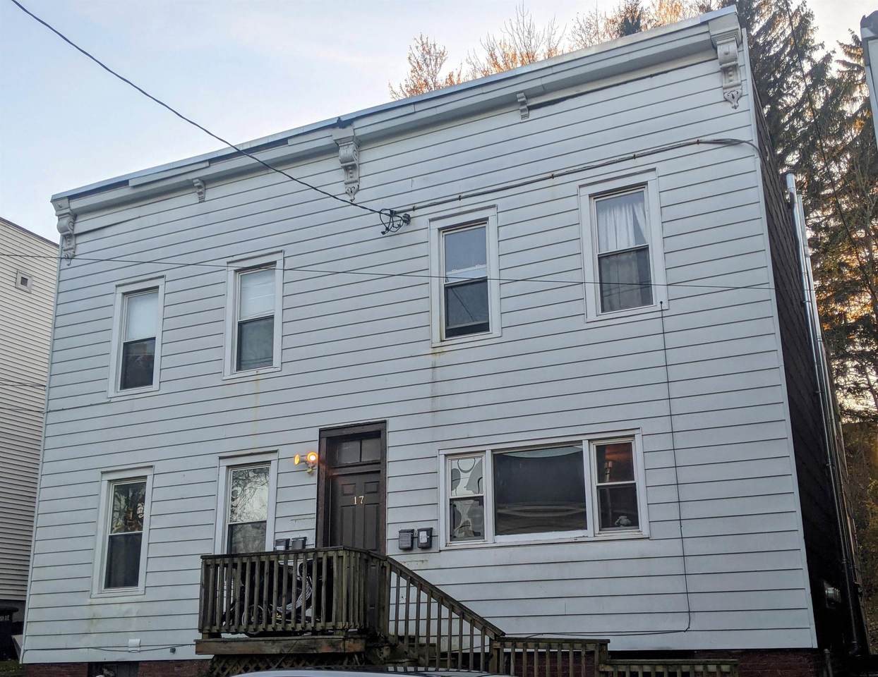 17 Sherman Av - Photo 1