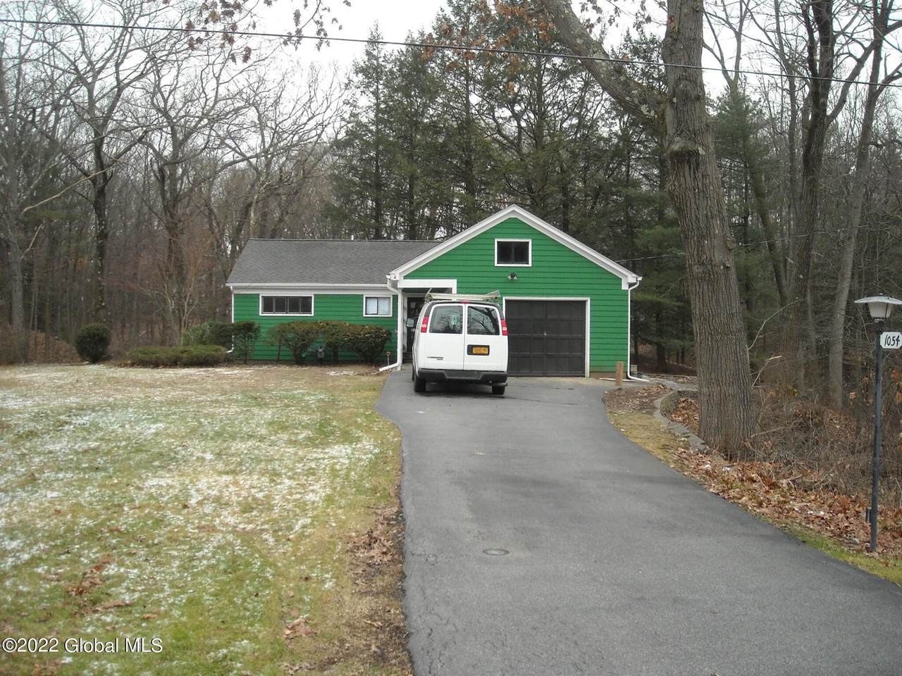 1054 Hickory Road - Photo 1