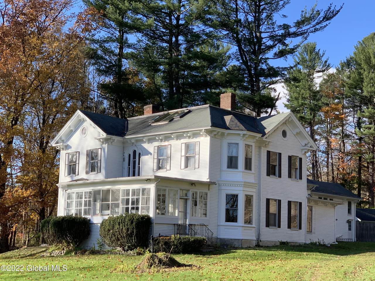 69 Cemetery Road - Photo 1