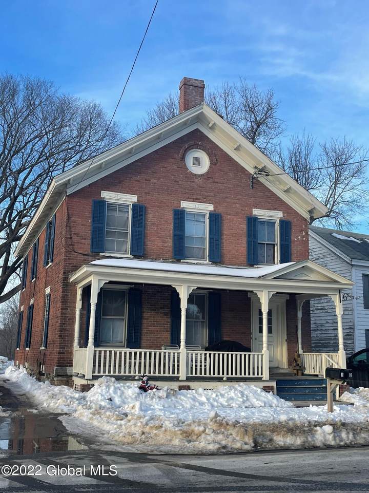 11 Sheridan Street - Photo 1