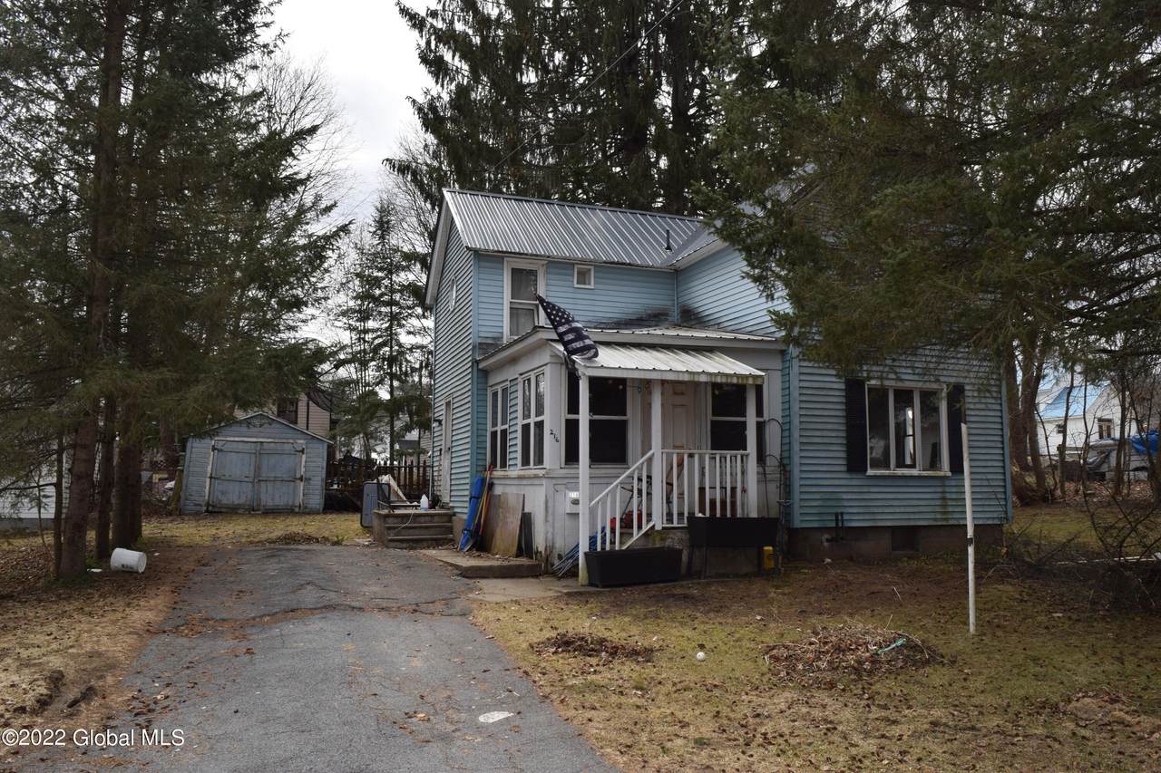 216 Oak Street - Photo 1
