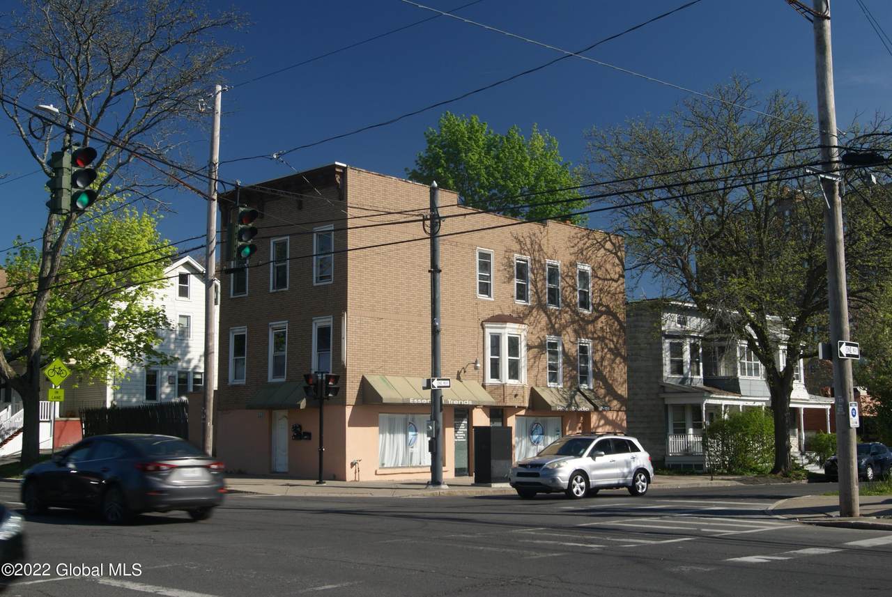 555 Washington Avenue - Photo 1