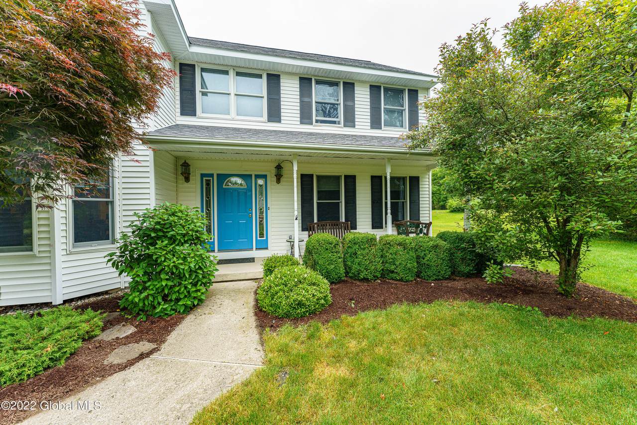 13 Crescent Court - Photo 1