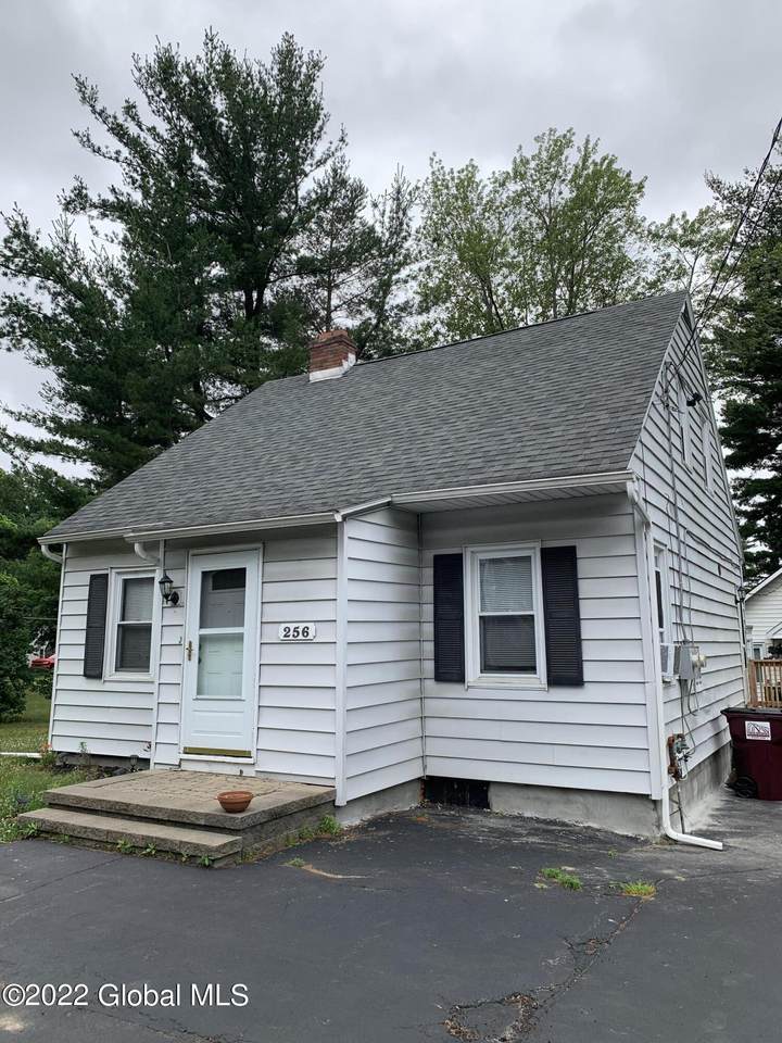 256 Consaul Road - Photo 1