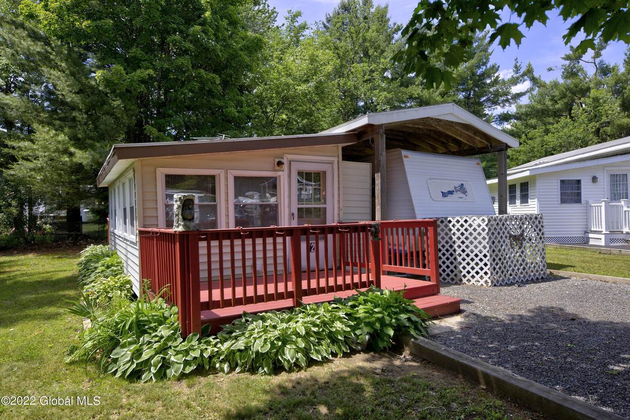 783 Woodstock Rd - Photo 1