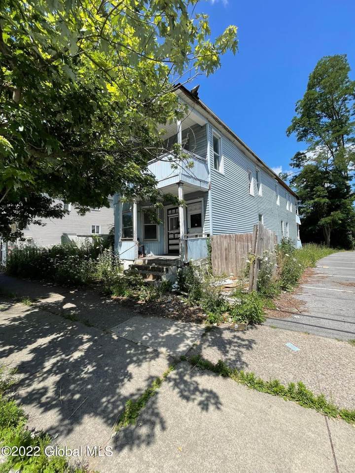 332 Georgetta Dix Plz - Photo 1