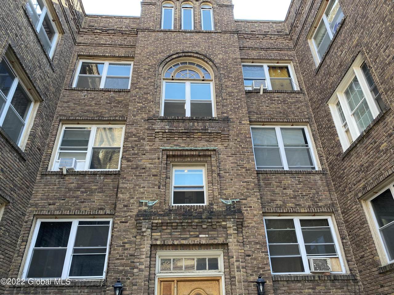 27 Stanwix Street - Photo 1