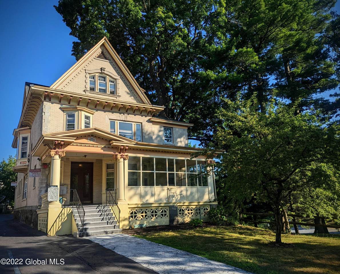 22 Lake Avenue - Photo 1
