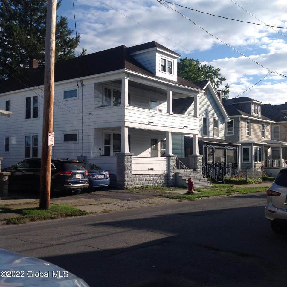25 Swan Street - Photo 1