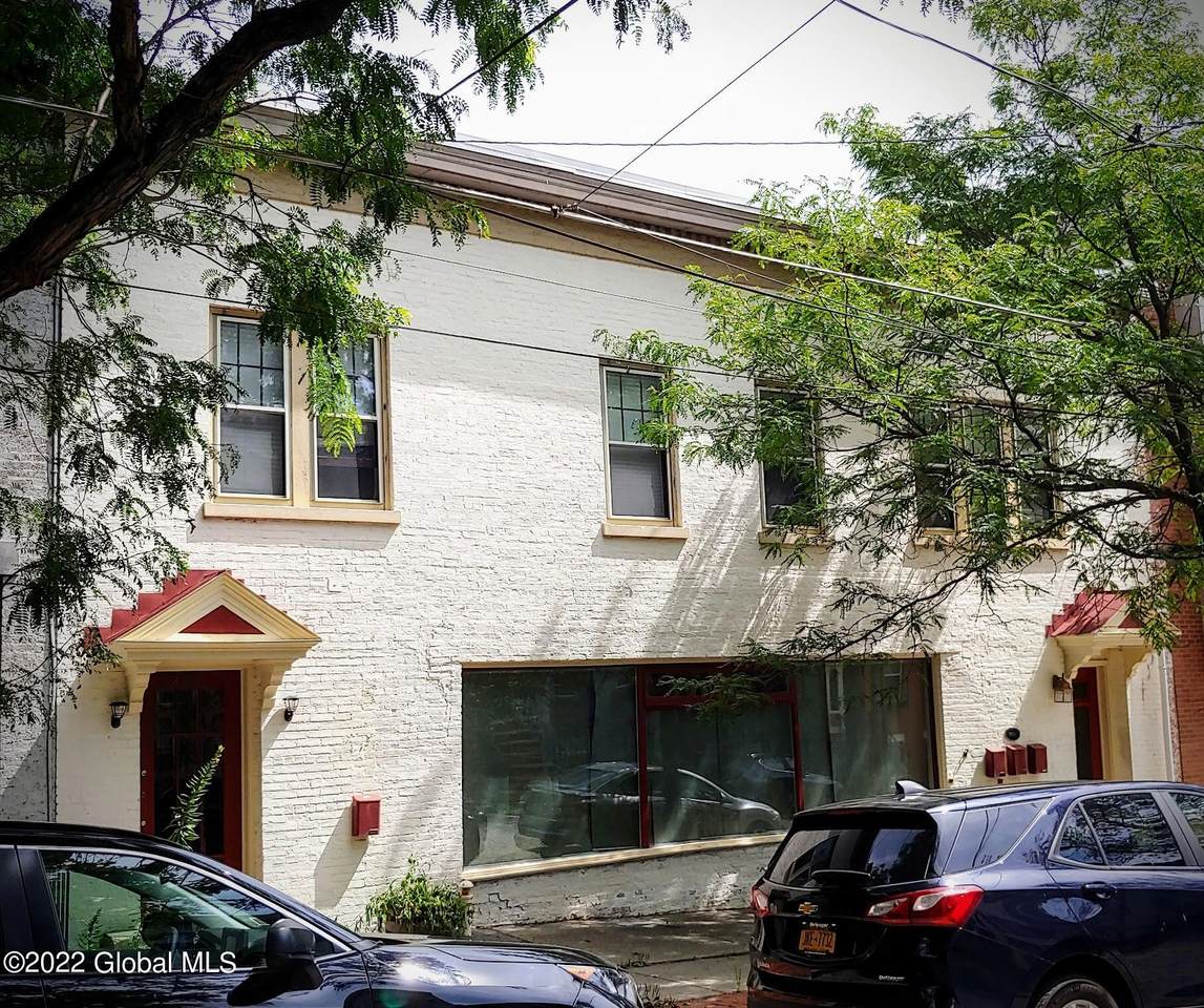 199 Jay Street - Photo 1