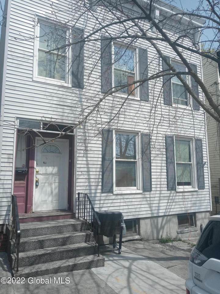 109 Sherman Street - Photo 1
