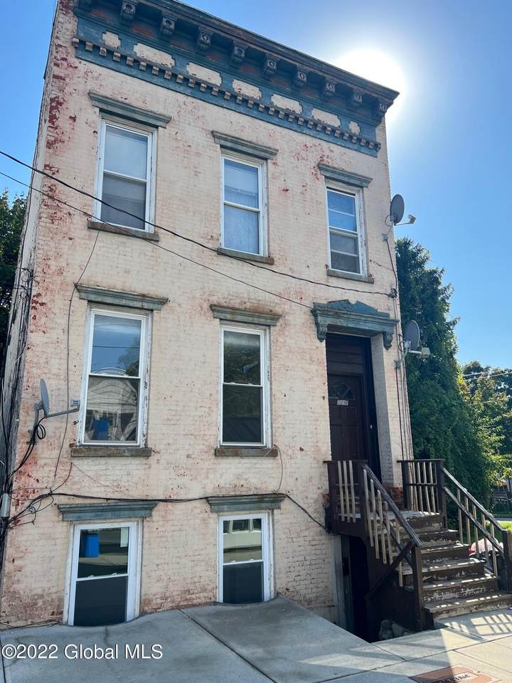 1237 Broadway - Photo 1