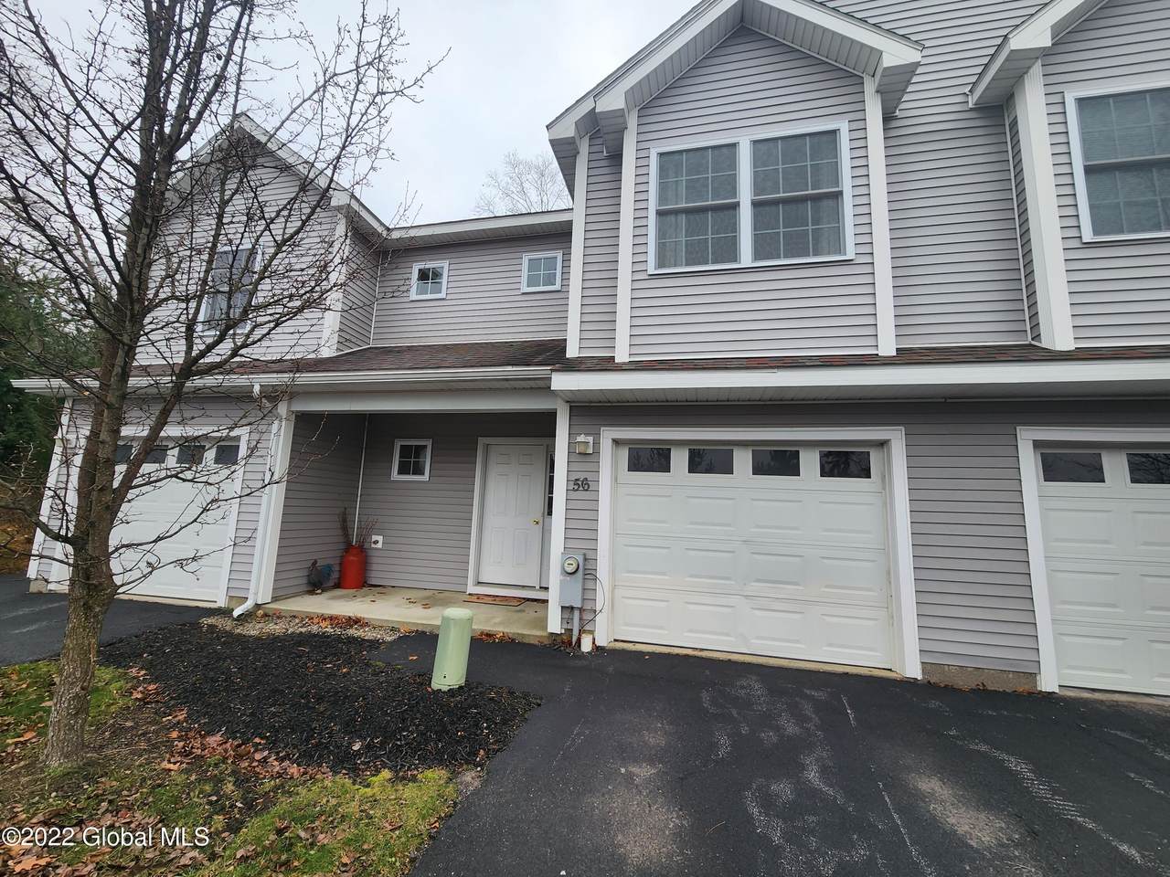 56 Cobblestone Court - Photo 1