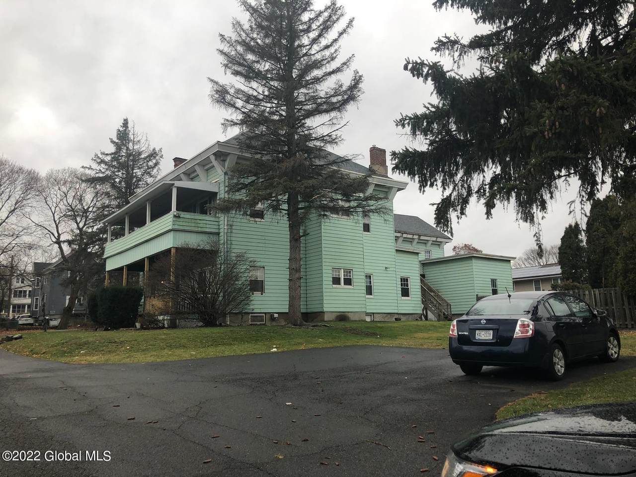 600 1st Street - Photo 1