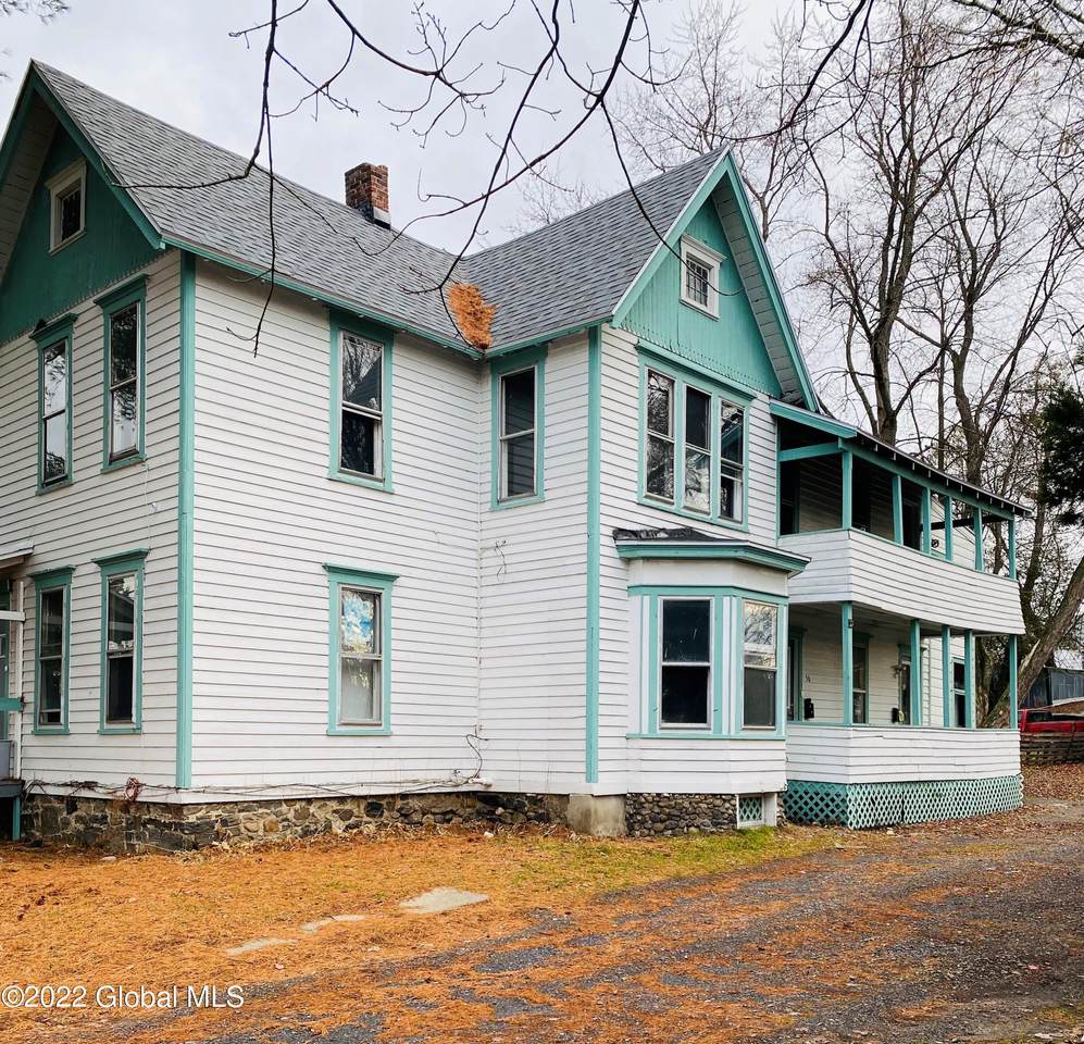 56 Temple Street - Photo 1