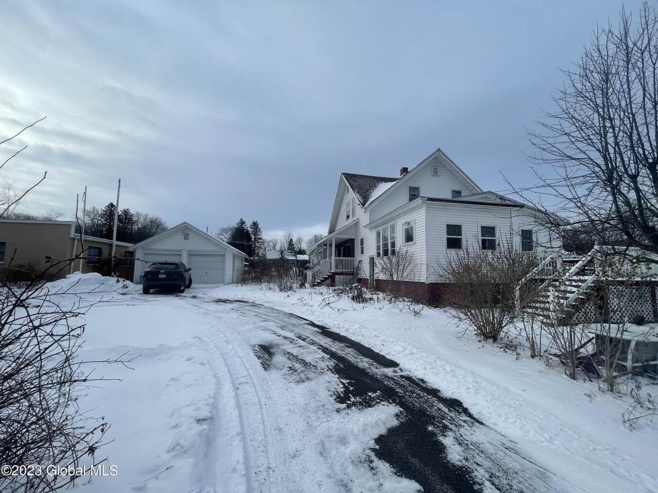 1832 Guelich Street - Photo 1
