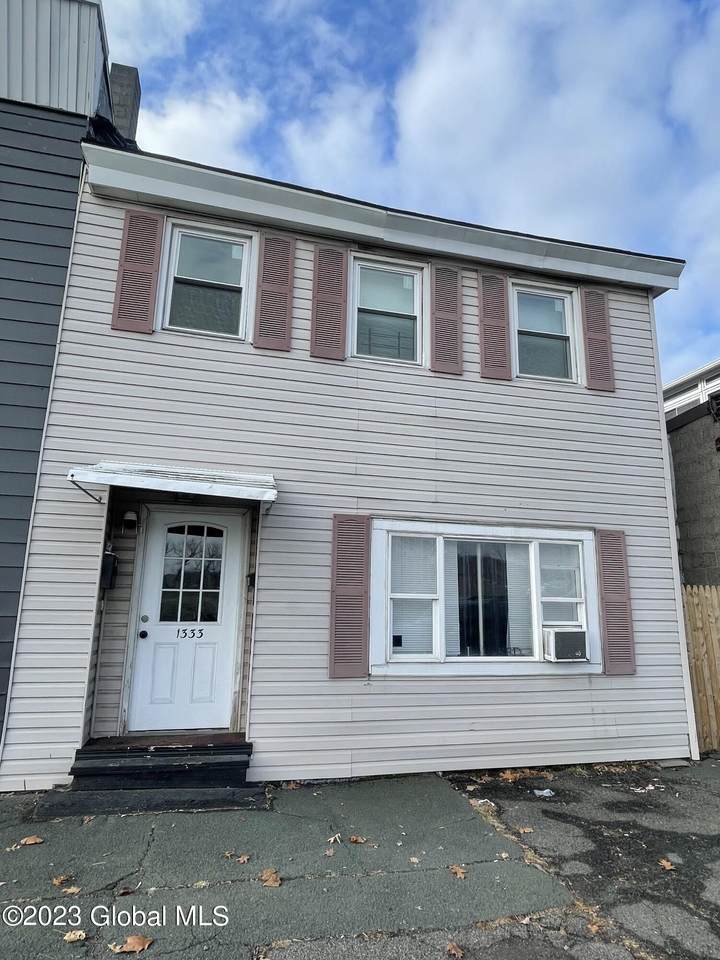 1333 Broadway - Photo 1