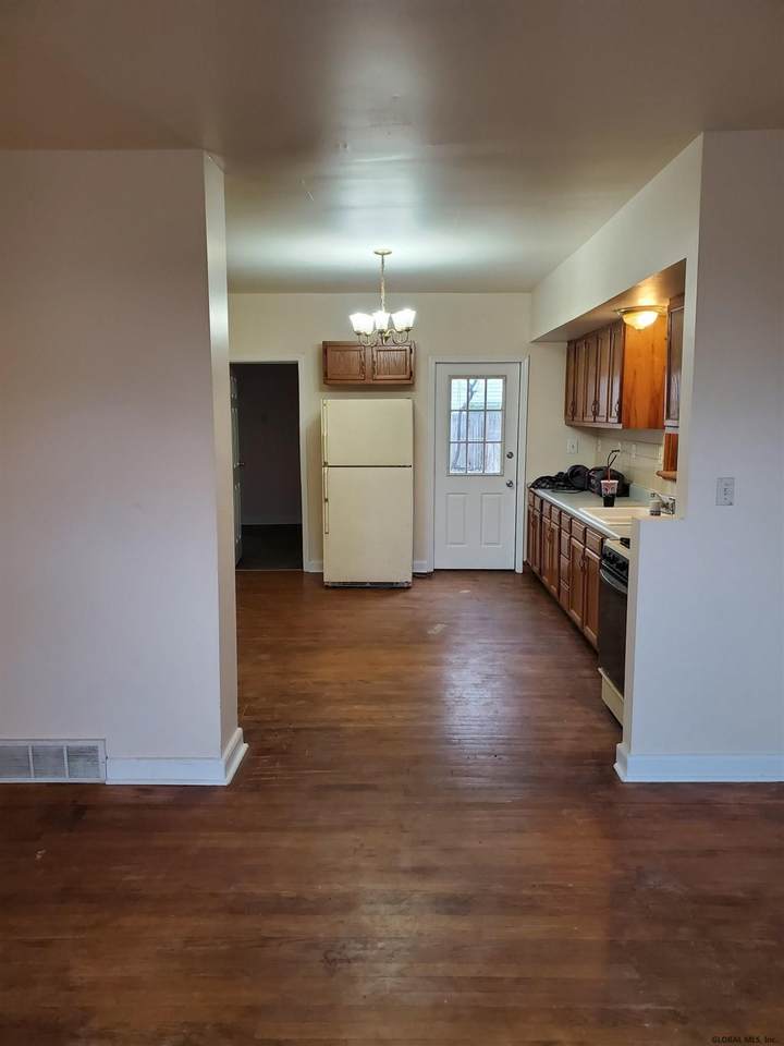 85 Park Avenue - Photo 1