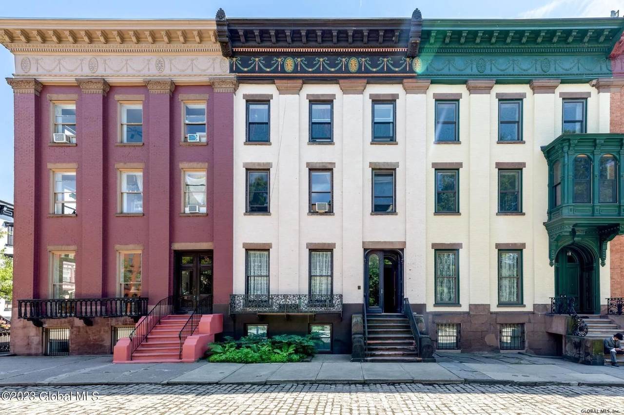 9 Washington Place Place - Photo 1