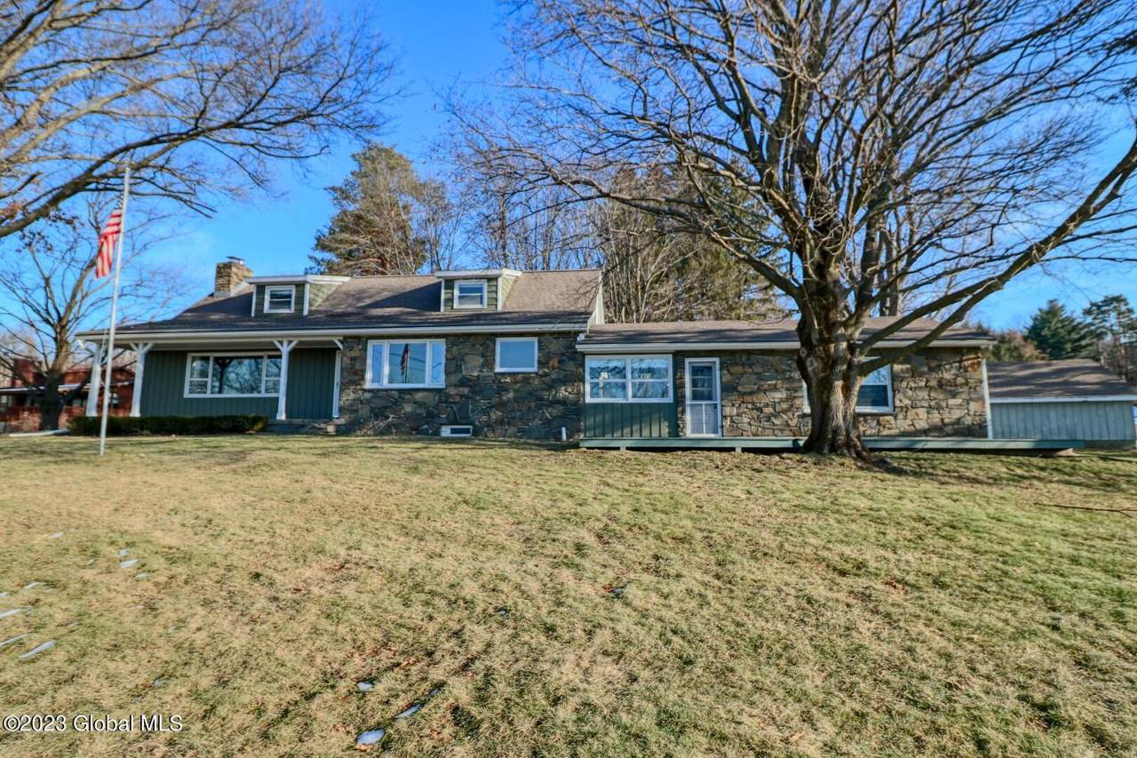 4254 River Road - Photo 1