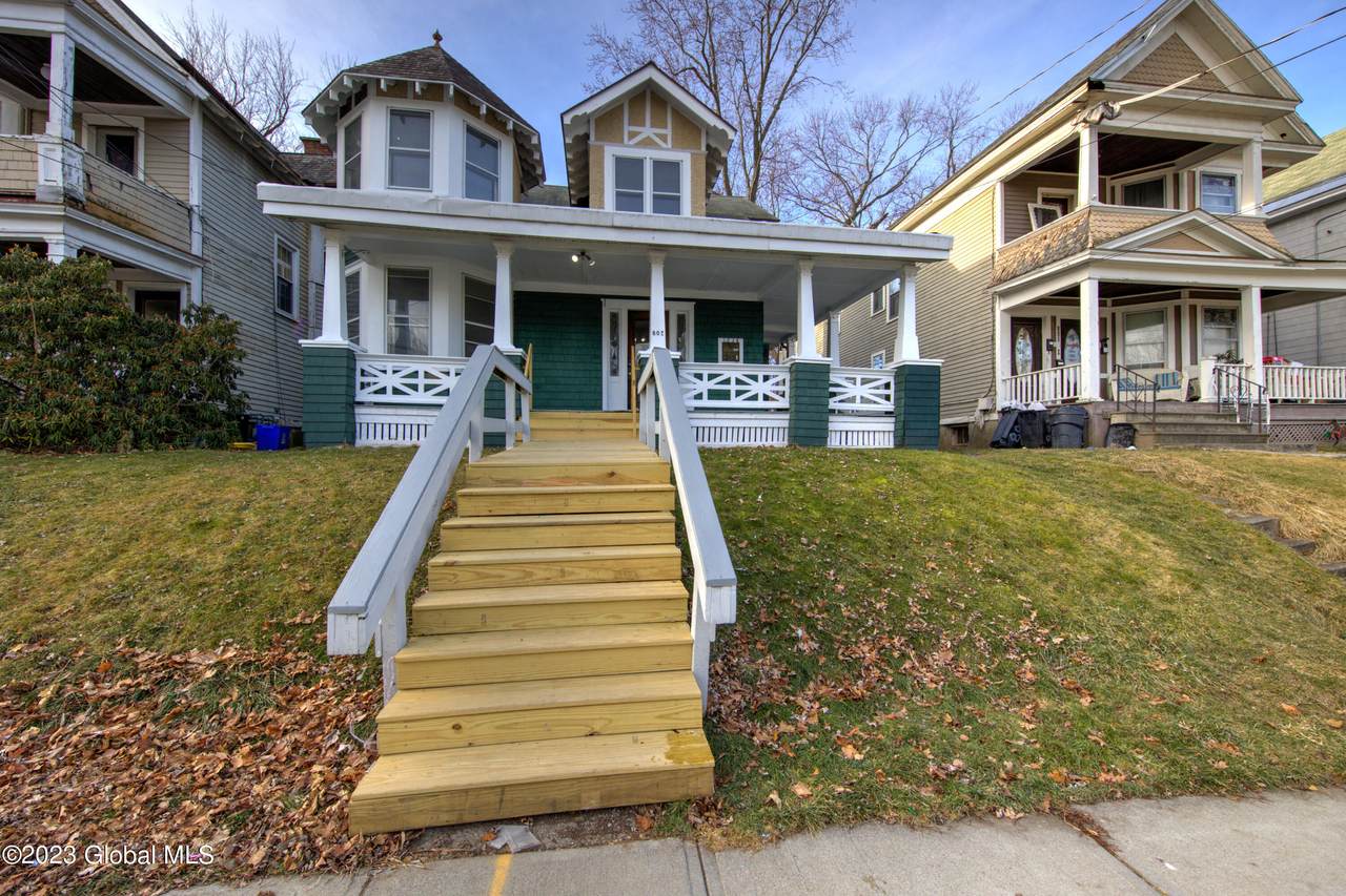 802 Myrtle Avenue - Photo 1