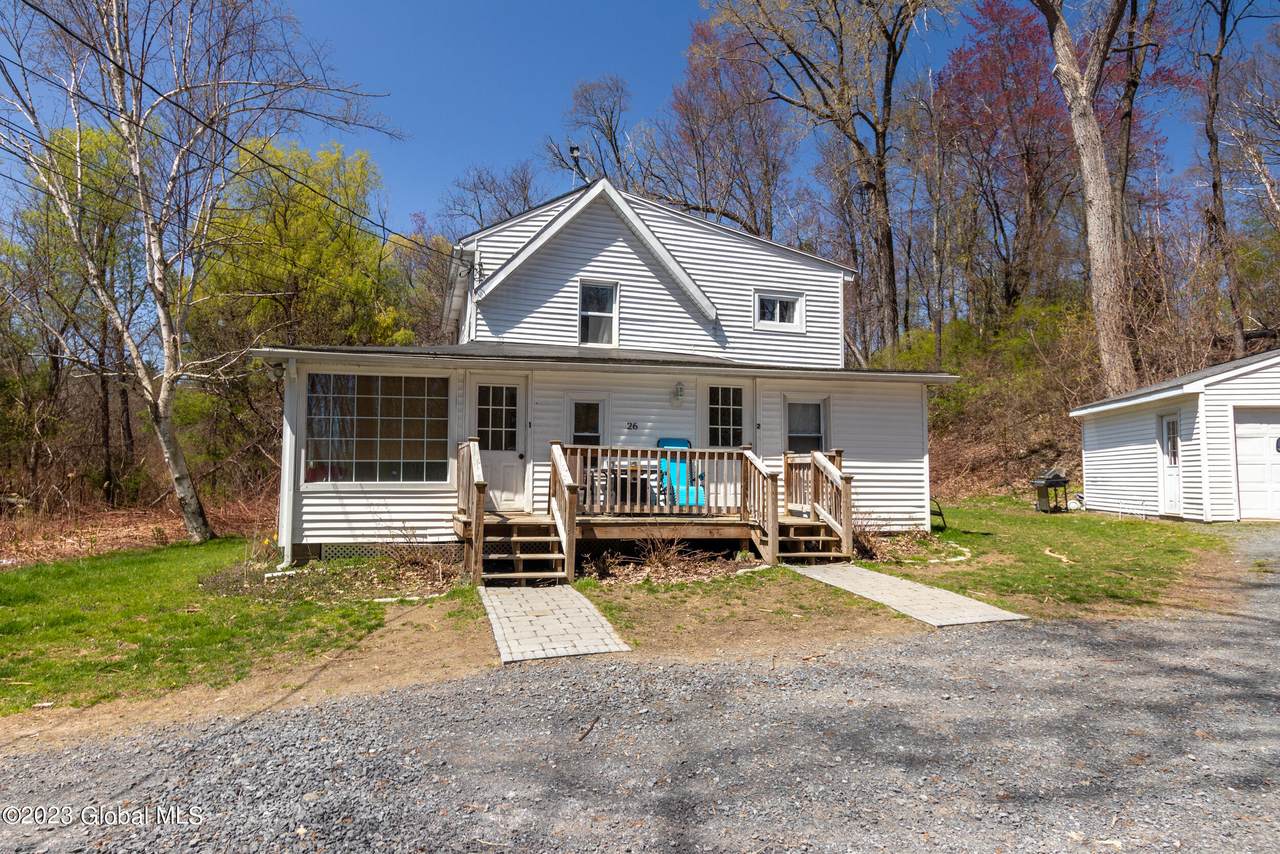 26 Paddock Lane - Photo 1