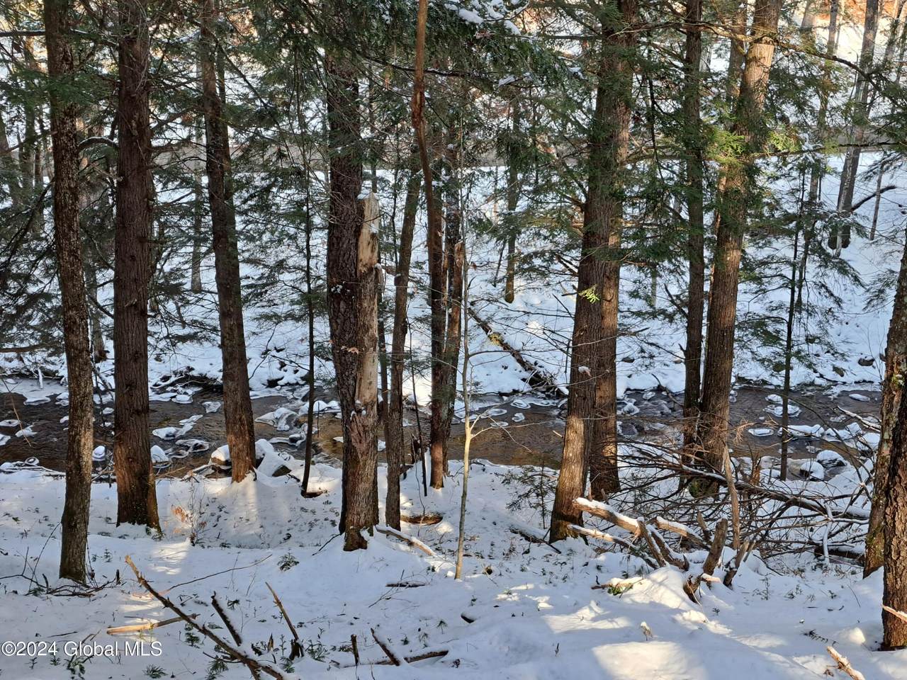 https://bt-photos.global.ssl.fastly.net/capital/1280_boomver_1_202410874-2.jpg