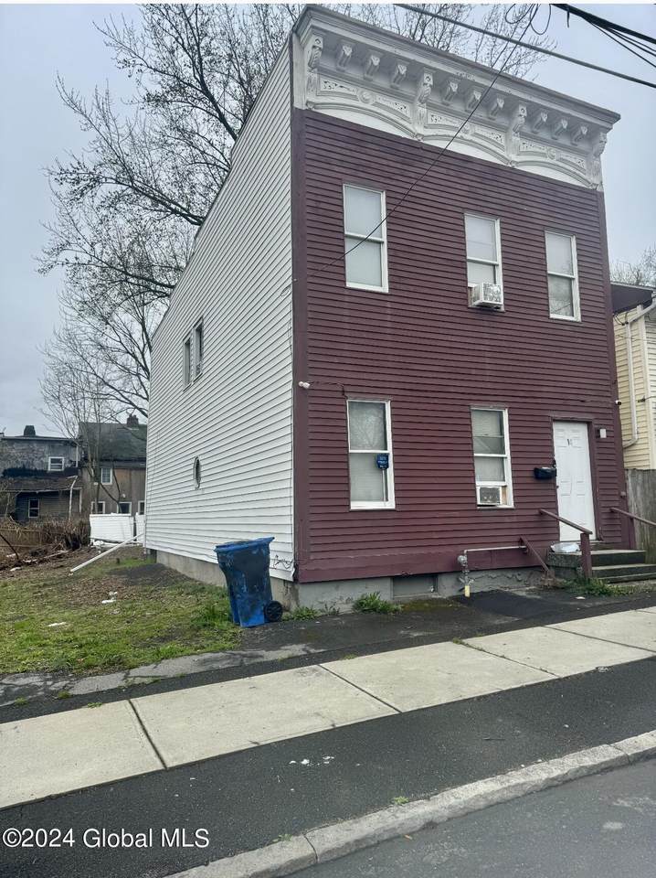 14 Mohawk Street - Photo 1