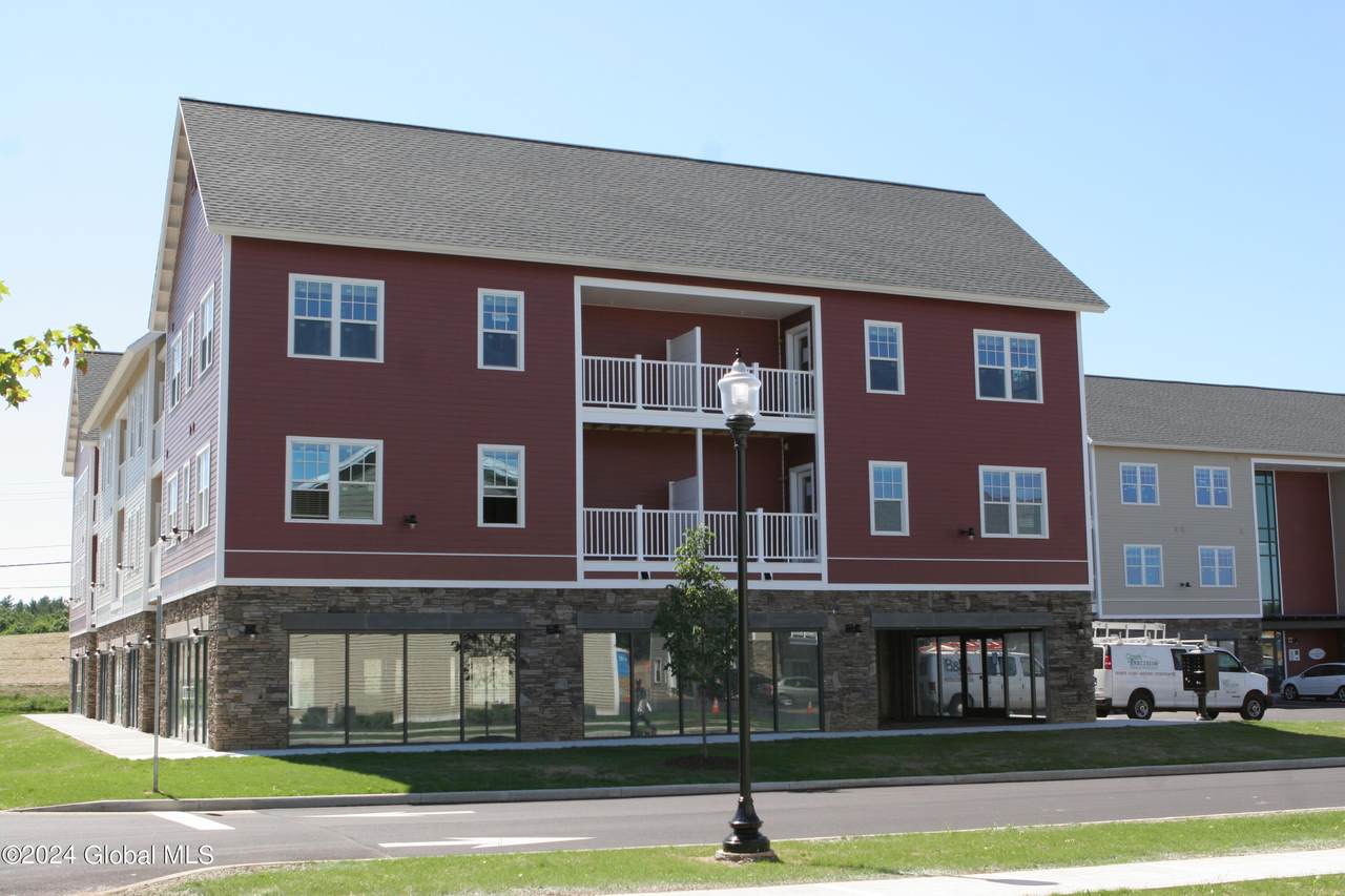 60 Weibel Avenue - Photo 1