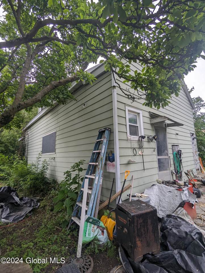 2402 Avenue A - Photo 1