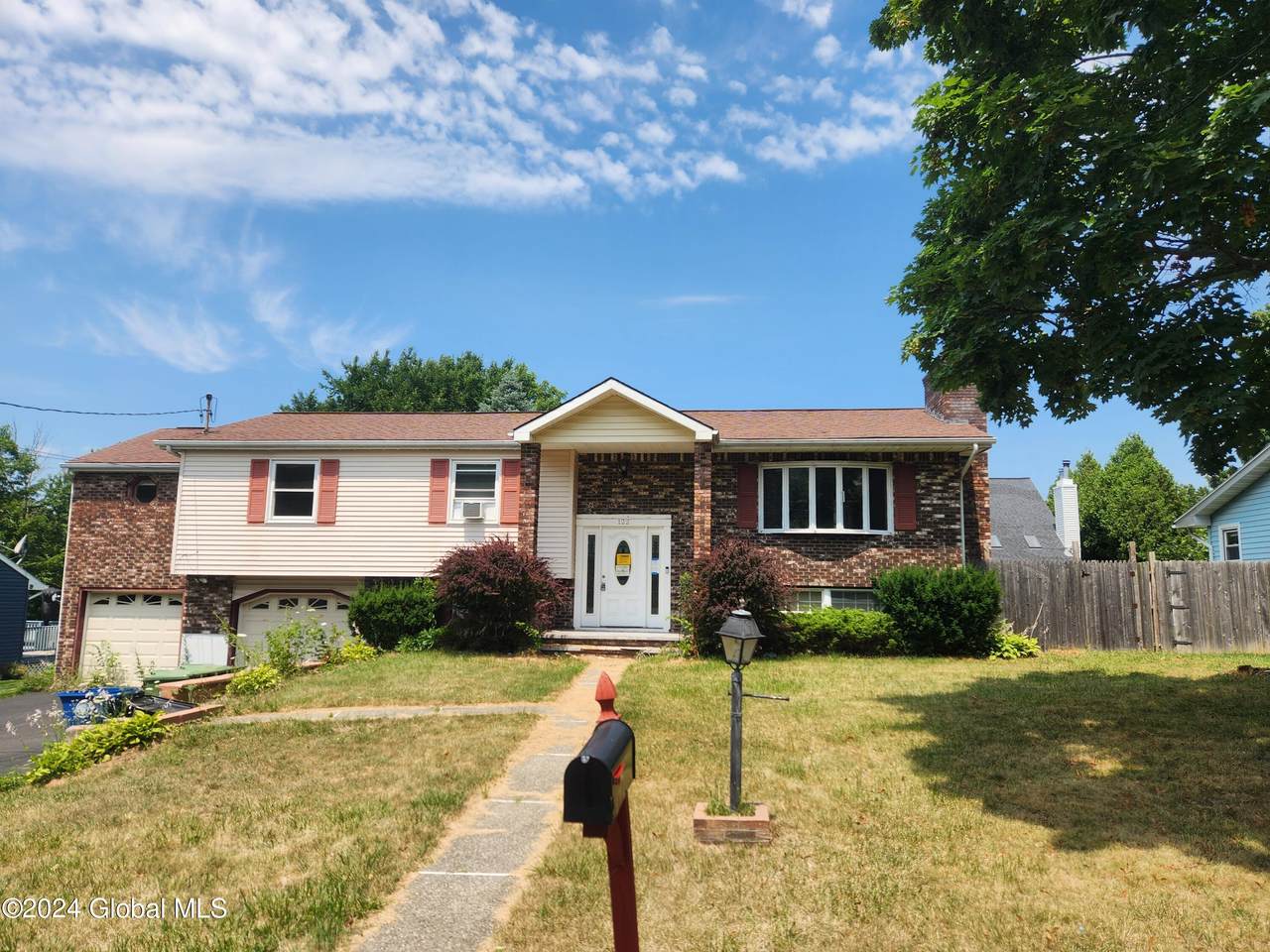 122 Massachusetts Avenue - Photo 1